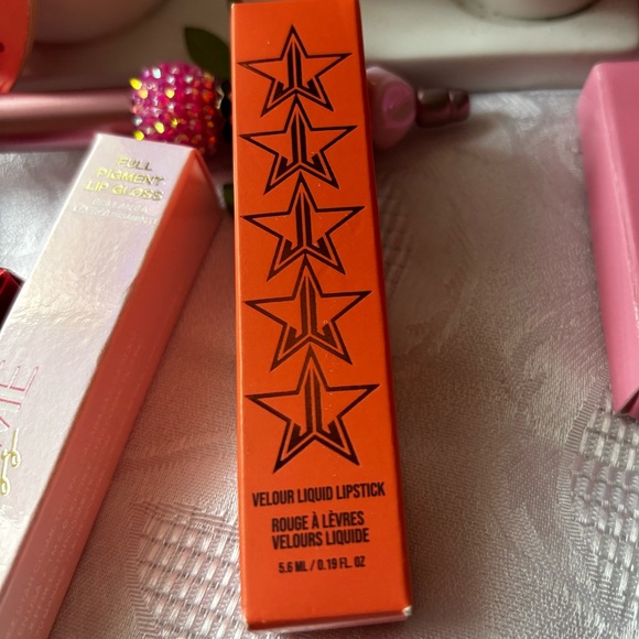 Velour Liquid lipstick x Jeffree Star-Shade “pain is Pleasure” NIB - Picture 3 of 4
